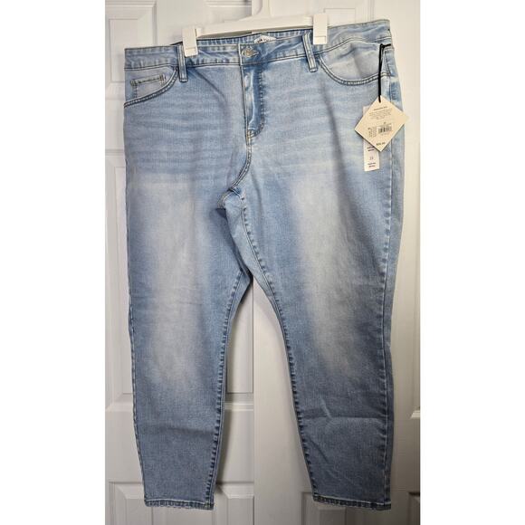 Ava & Viv Women's Mid-Rise Skinny Jeans- Size 22 - Picture 1 of 5